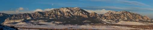 Winter panorama of the Boulder CO front range.